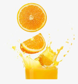 切好的橙子放进橙汁里面免抠