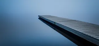 时尚简约倒影背景高清