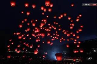 红色孔明灯节日电商免抠