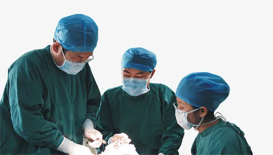 手术中的医生免抠