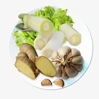 盘子中的葱姜蒜免抠