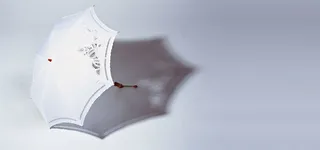 清新文艺夏日清爽白色遮阳伞防晒背景高清