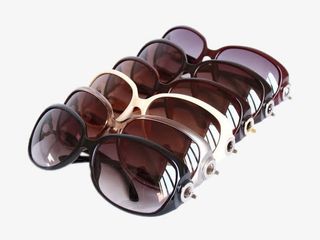 时尚精致美观太阳镜免抠