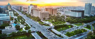 服饰的繁华城市高清