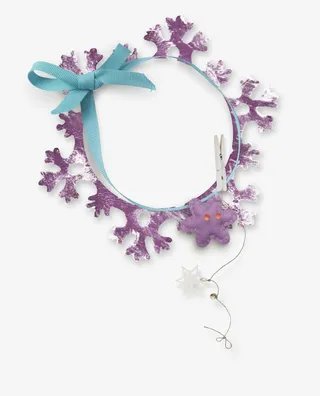 枝叶此案带装饰相框免抠