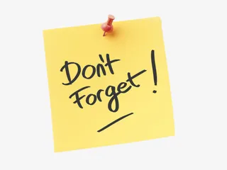 黄色写着不要忘记英文字母的便笺免抠