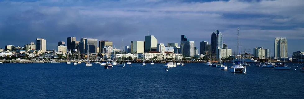 城市大海海报素材高清