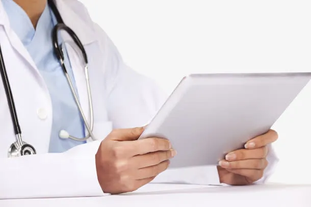 医生看电脑免抠