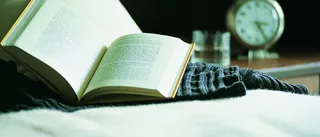 旧日时光学校书本背景图高清