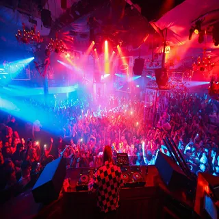 激情人群音乐派对高清