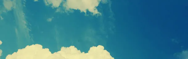 唯美蓝色天空海报背景