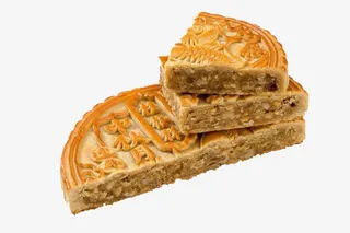 实物切开的月饼免抠