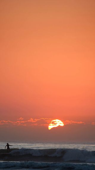 天空彩霞黄昏风景手机端H5背景高清