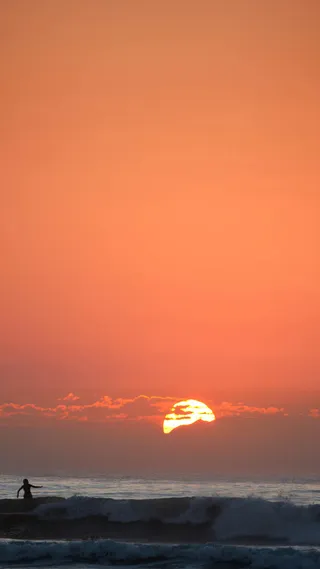 天空彩霞黄昏风景手机端H5背景高清