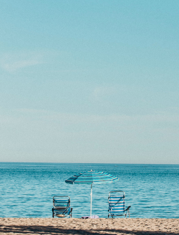 清爽海边风景背景