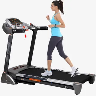 蓝色衣服的运动美女免抠