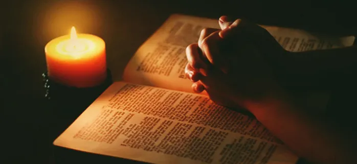 蜡烛书海报背景高清