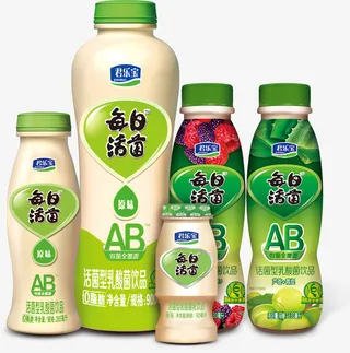 实物绿瓶盖君乐宝酸奶免抠免抠