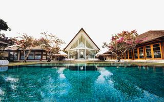 美丽的巴厘岛海之教堂免抠