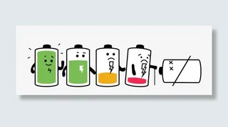 卡通可爱手机电池电量慢慢减少免抠