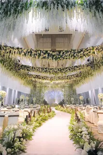 白色简约大气场地免抠 白色简约大气场地免抠