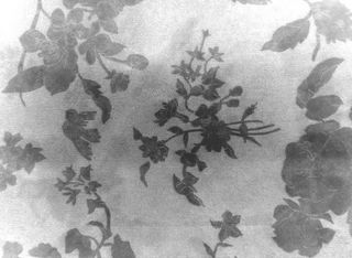 黑色复古花卉图案免抠