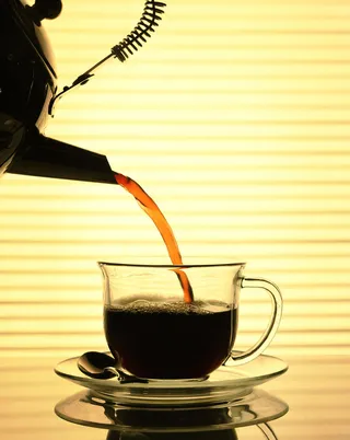 倒咖啡酒水饮料背景素材高清