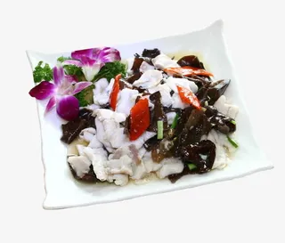 生鱼炒木耳免抠