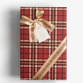 红色方格礼盒情人节元素免抠