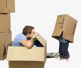 爸爸和儿子玩游戏免抠