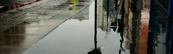 路面倒影背景图高清