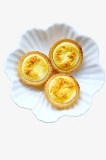 一盘芝士蛋挞实物图免抠