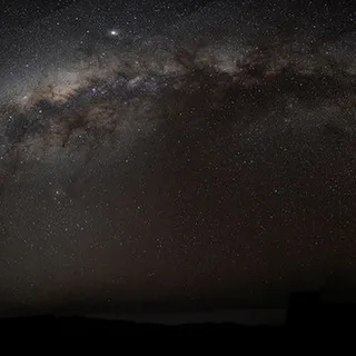 夜晚天空光亮星星背景高清 夜晚天空光亮星星背景高清