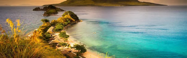 山峰雪地海滩丛林星空背景图