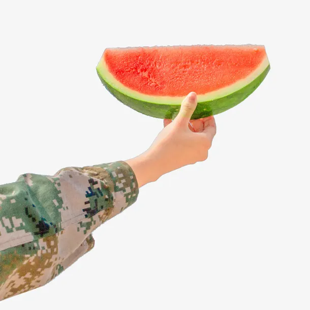 手拿美味西瓜免抠
