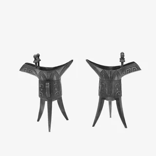 两个中式古典酒杯免抠