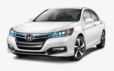 白色Honda轿车免抠