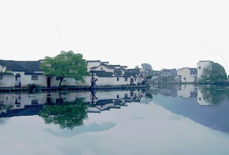 建筑的倒影免抠