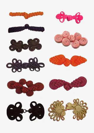 不同款式的彩色盘扣免抠