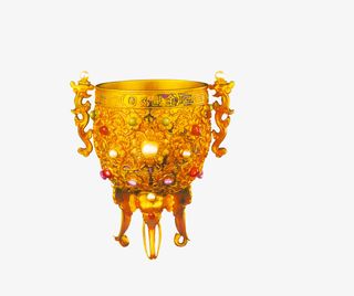 黄金三足酒杯酒具免抠