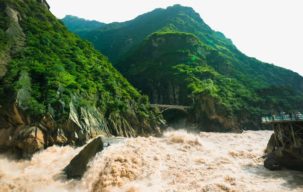 香格里拉虎跳峡免抠