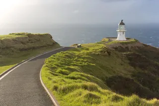 山路曲折爬山照片免抠