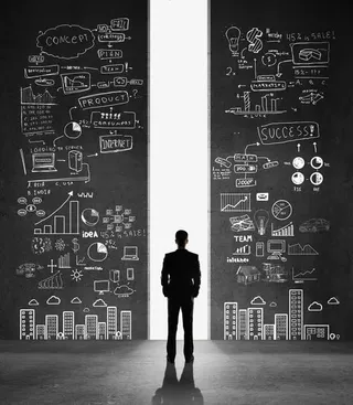 站在商务板块面前男人的背影免抠