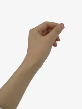 捏起来的手臂免抠