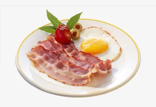 五花熏肉和煎鸡蛋免抠