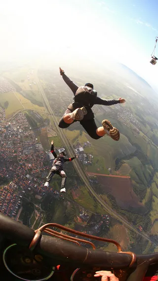 激情极限运动H5背景高清