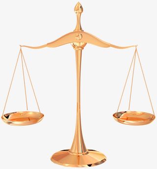 手绘平衡托盘天平免抠