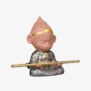 丑萌孙悟空玩偶实物图片免抠