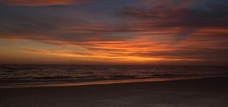 落日背景  汽车海报高清