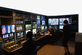 新闻控制室免抠